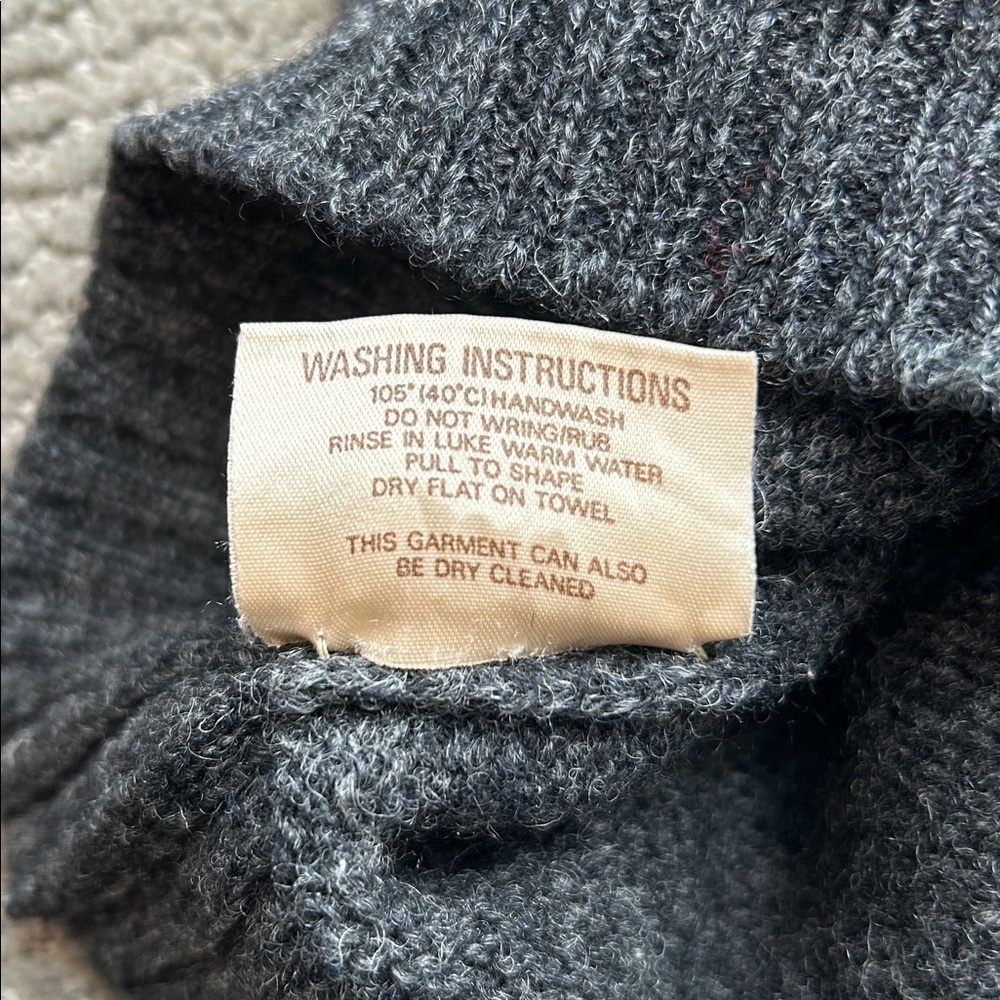 Alan Paine Vintage Shetland Wool Crewneck Sweater Gray Size 42 Made England - Picture 8 of 11